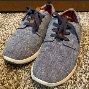 Toms Womens Del Rey Sneakers Shoes Chambray Blue Fabric Lace Up Size 7